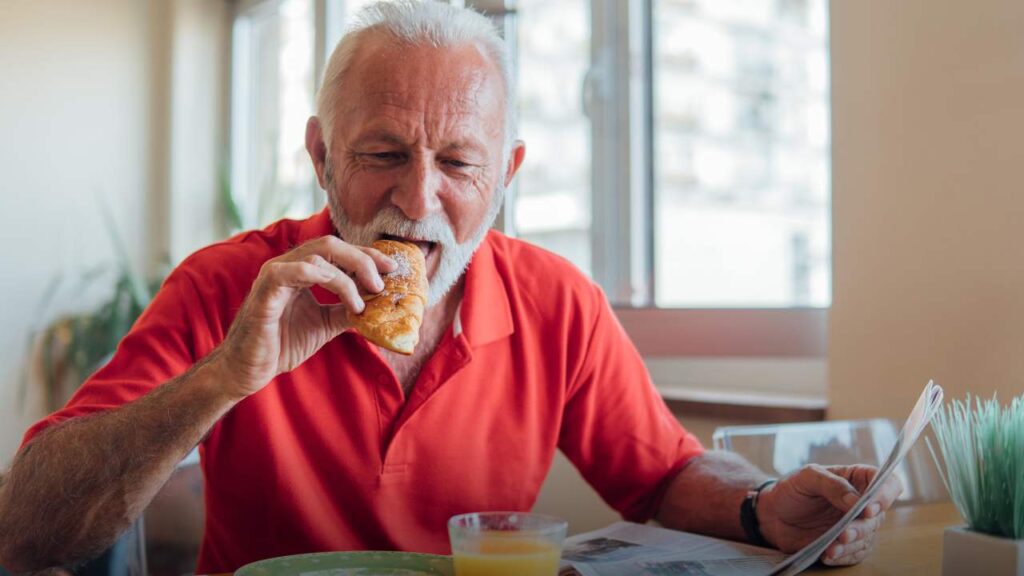 Feed Healthy Food to the Elderly People in Your House Which will Keep Them Healthy