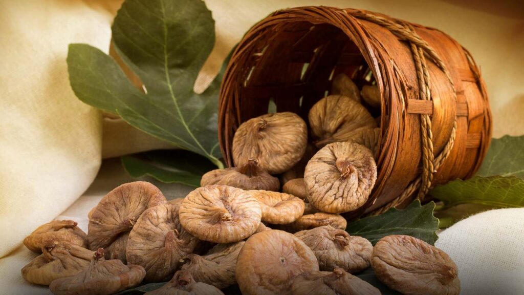 Fill Every Organ With Strength From Eating Dry Fruits